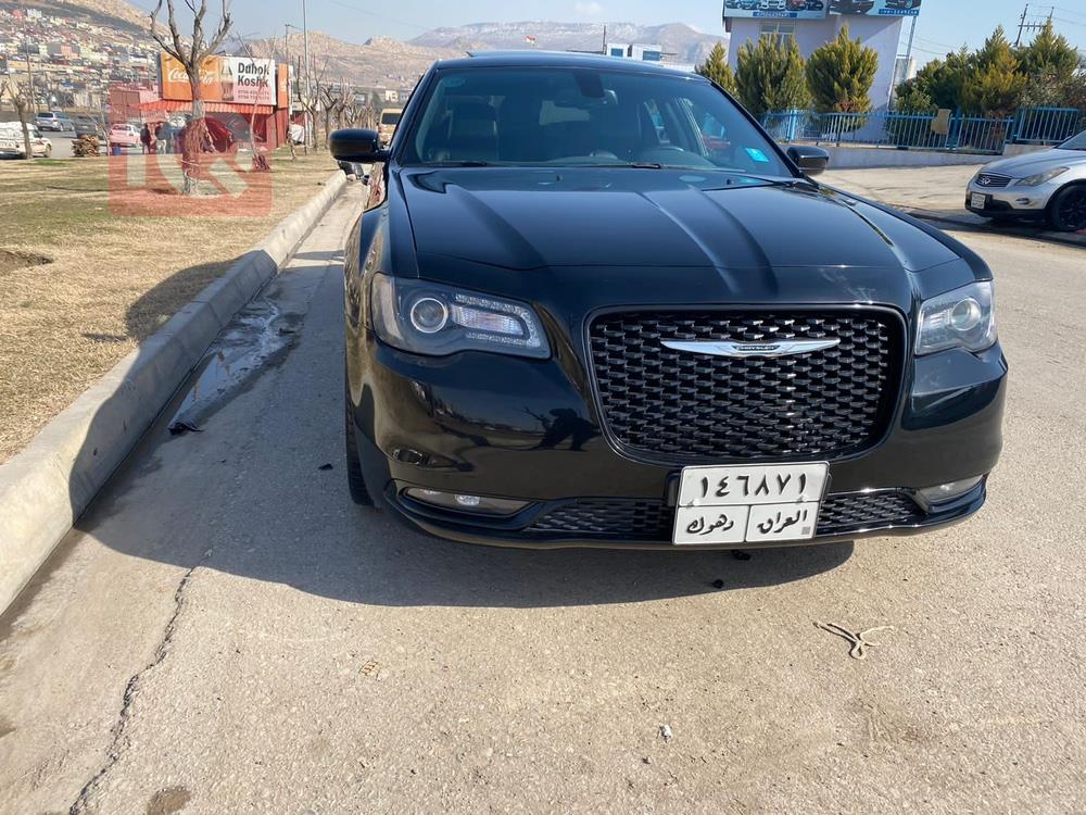 کرایسلەر 300